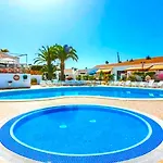 Апартаменти Ocean Paradise Адехе